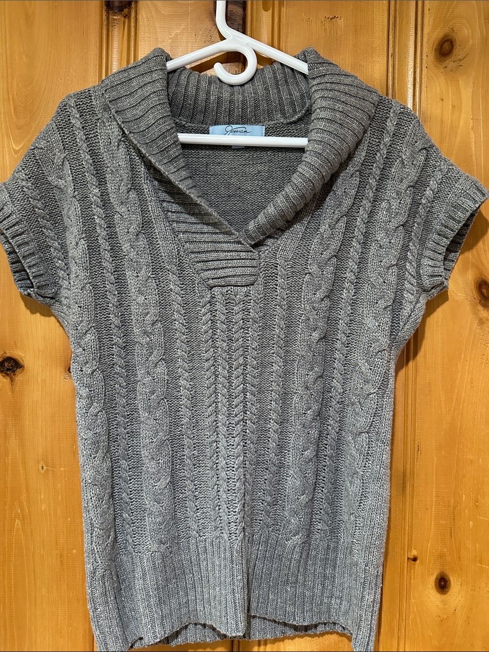 Jessica Gray Cable-Knit Short-Sleeve Turtleneck Sweater